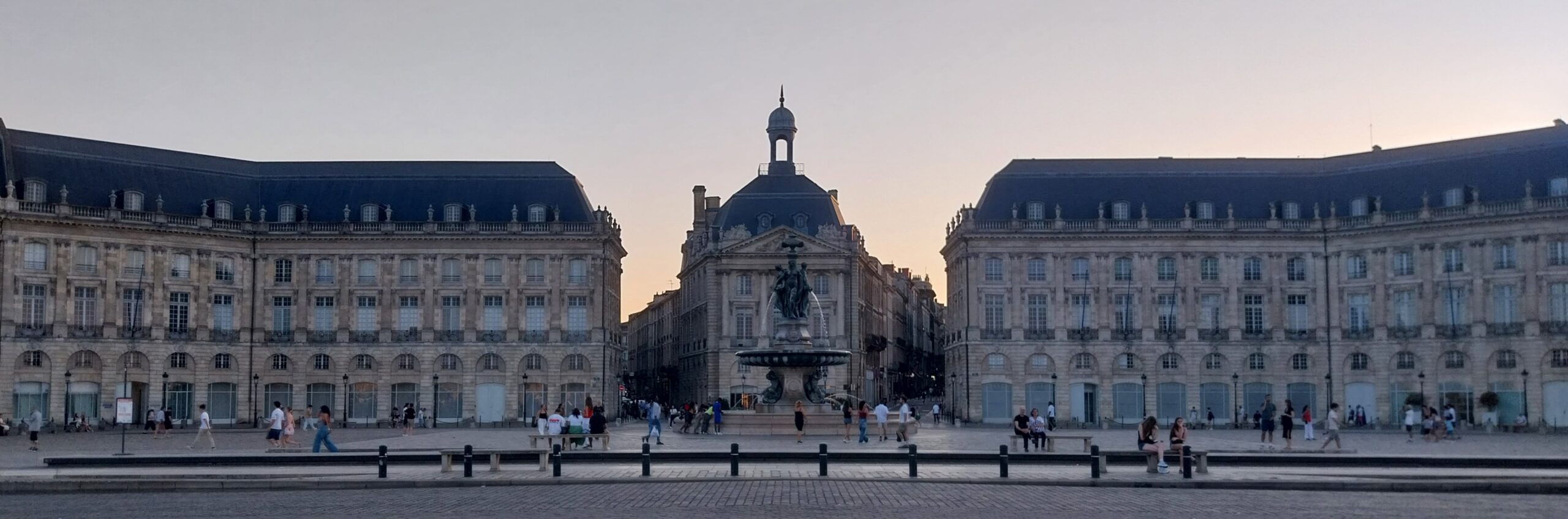 Image hover effect image